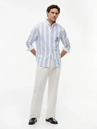 Camisa Oxford com monograma e corte clássico