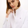 Camisa Oxford curta com acabamento em folhos Camisa Oxford curta com acabamento em folhos