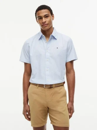 Camisa Oxford de manga curta às riscas