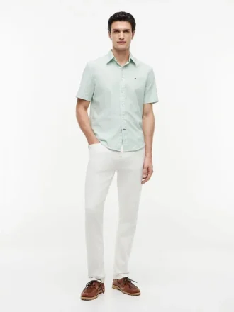 Camisa Oxford de manga curta às riscas