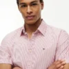 Camisa Oxford de manga curta às riscas Camisa Oxford de manga curta às riscas