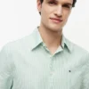 Camisa Oxford de manga curta às riscas Camisa Oxford de manga curta às riscas