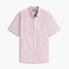Camisa Oxford de manga curta às riscas Camisa Oxford de manga curta às riscas