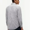 Camisa Oxford elástica às riscas com corte regular Camisa Oxford elástica às riscas com corte regular