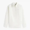 Camisa Oxford elástica às riscas com corte regular Camisa Oxford elástica às riscas com corte regular