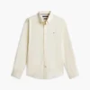 Camisa Oxford elástica às riscas com corte regular Camisa Oxford elástica às riscas com corte regular