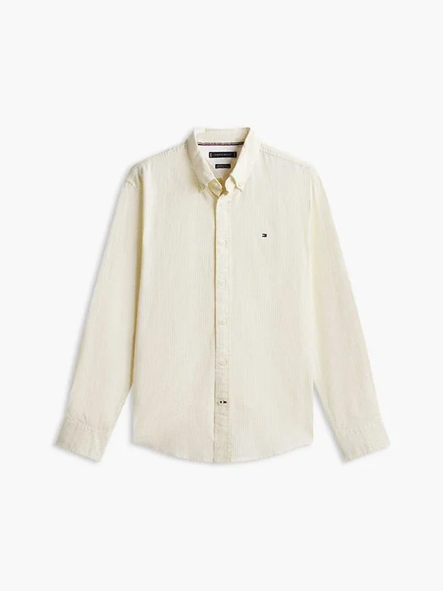 Camisa Oxford elástica às riscas com corte regular Camisa Oxford elástica às riscas com corte regular