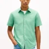 Camisa Oxford tingida na peça, corte regular Camisa Oxford tingida na peça, corte regular