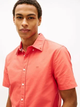 Camisa Oxford tingida na peça, corte regular
