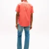 Camisa Oxford tingida na peça, corte regular Camisa Oxford tingida na peça, corte regular