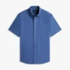 Camisa Oxford tingida na peça, corte regular Camisa Oxford tingida na peça, corte regular