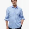 Camisa para todo o dia com riscas mistas e corte regular Camisa para todo o dia com riscas mistas e corte regular