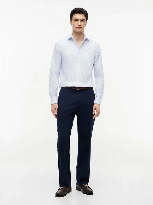 Camisa social às riscas THFlex de corte regular Camisa social às riscas THFlex de corte regular