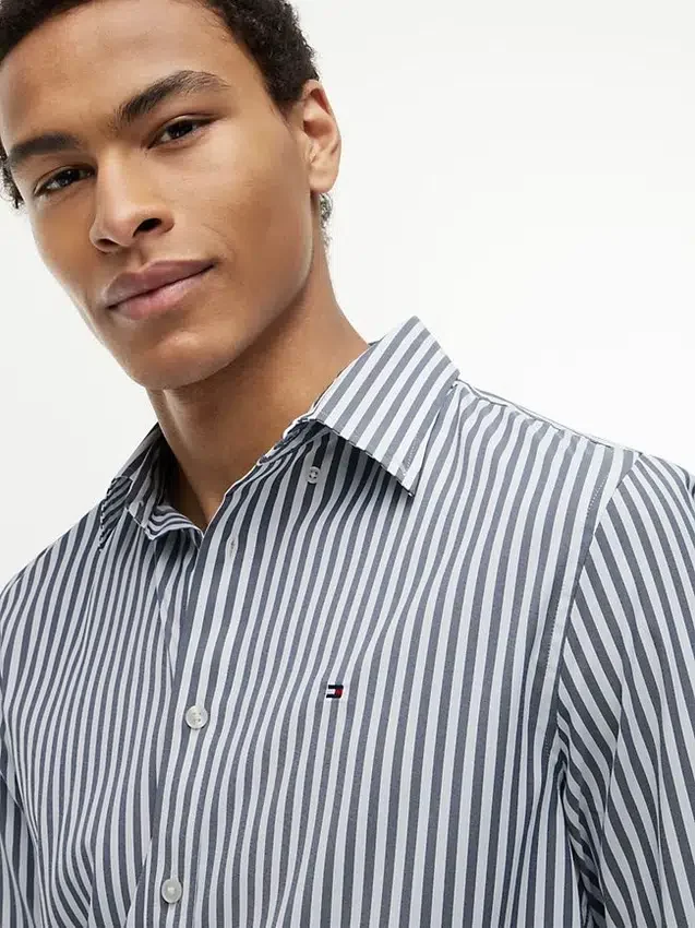 Camisa TH Performance às riscas com corte regular Camisa TH Performance às riscas com corte regular