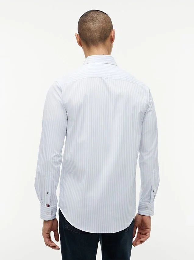 Camisa TH Performance às riscas com corte regular Camisa TH Performance às riscas com corte regular