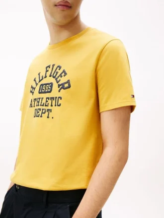 Camiseta com logotipo atlético Hilfiger 1985 Camiseta com logotipo atlético Hilfiger 1985