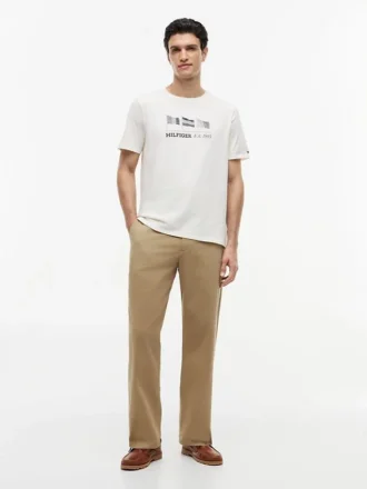 Camiseta com logotipo multiflagas Hilfiger