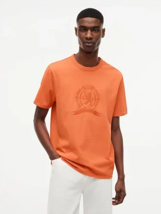 Camiseta tingida com logotipo de folha de louro Camiseta tingida com logotipo de folha de louro