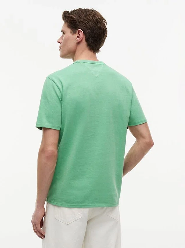 Camiseta tingida com logotipo de folha de louro Camiseta tingida com logotipo de folha de louro