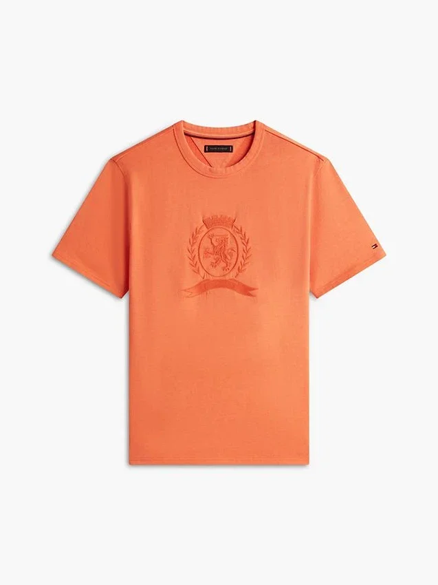Camiseta tingida com logotipo de folha de louro Camiseta tingida com logotipo de folha de louro