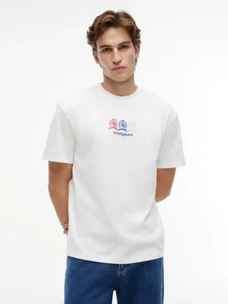 Camiseta Tommy Jeans com logotipo Multi-Crest