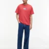 Camiseta Tommy Jeans com logotipo Multi-Crest Camiseta Tommy Jeans com logotipo Multi-Crest