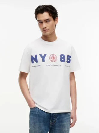 Camiseta Tommy Jeans Relaxed Fit NY 85