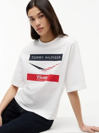 Camiseta Tommy x Cadillac F1® Team Boxy Chevron