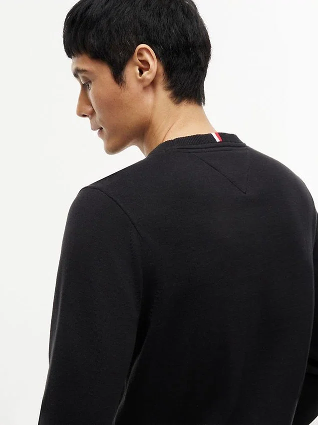 Camisola clássica de gola redonda Camisola clássica de gola redonda