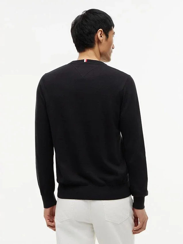 Camisola clássica de gola redonda Camisola clássica de gola redonda