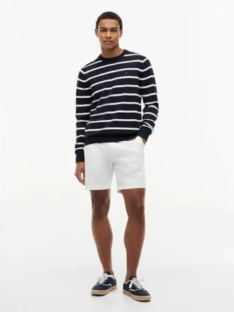 Camisola clássica de gola redonda às riscas