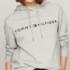 Camisola com capuz e logótipo Tommy bordado Camisola com capuz e logótipo Tommy bordado