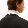 Camisola com decote em V e logótipo Camisola com decote em V e logótipo