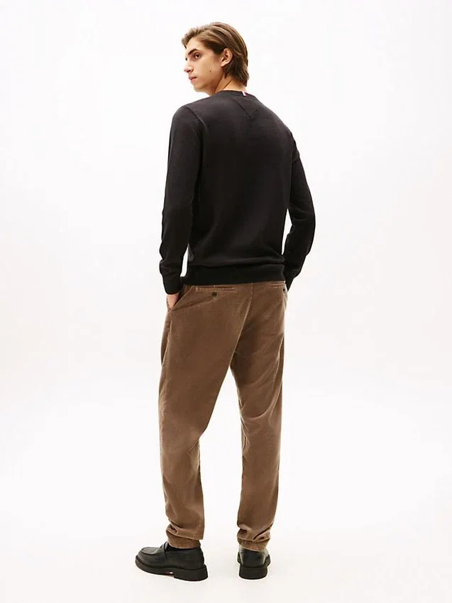 Camisola com decote em V e logótipo Camisola com decote em V e logótipo