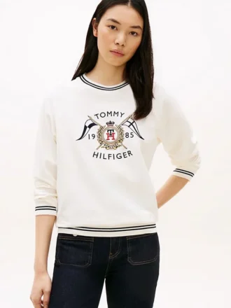 Camisola com emblema náutico