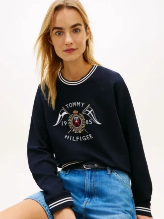 Camisola com emblema náutico