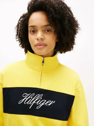Camisola com fecho de correr de um quarto e interior escovado