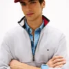 Camisola com zíper de um quarto e logótipo com bandeira Camisola com zíper de um quarto e logótipo com bandeira