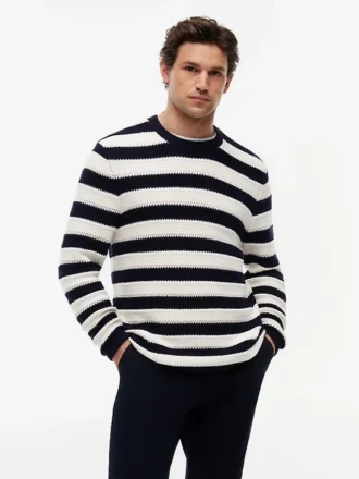 Camisola de croché às riscas com corte descontraído