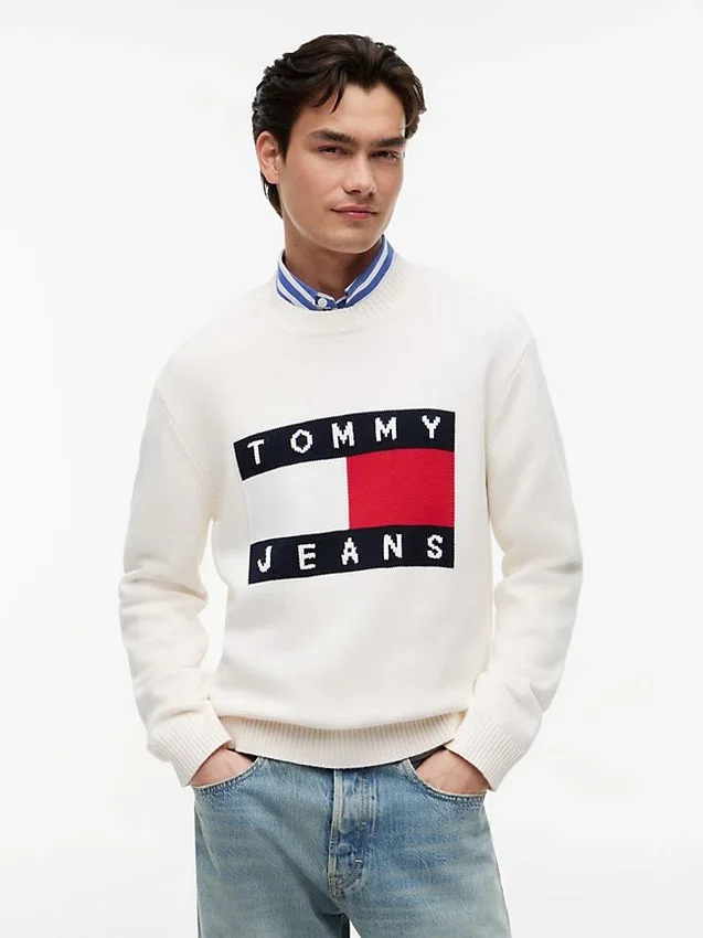 Camisola de gola redonda com logótipo da bandeira da Tommy Jeans Camisola de gola redonda com logótipo da bandeira da Tommy Jeans