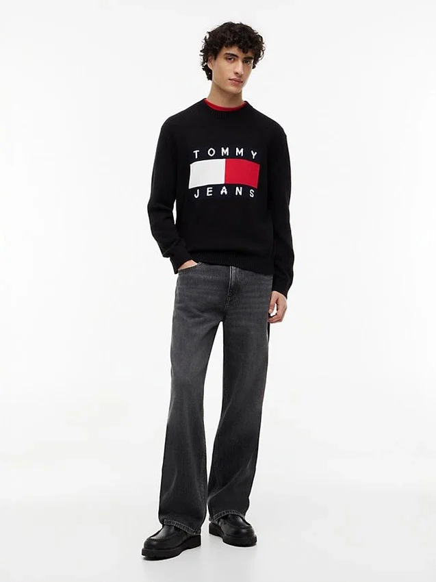 Camisola de gola redonda com logótipo da bandeira da Tommy Jeans Camisola de gola redonda com logótipo da bandeira da Tommy Jeans