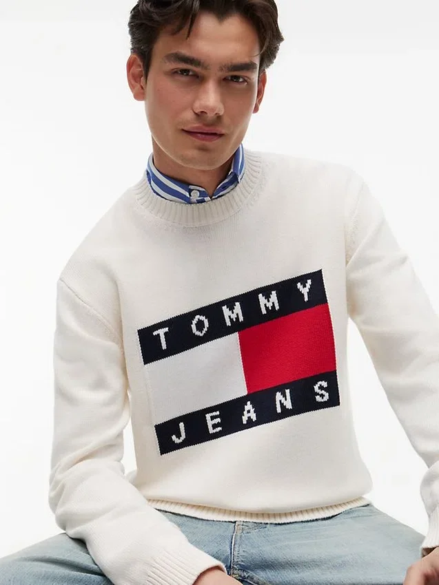 Camisola de gola redonda com logótipo da bandeira da Tommy Jeans Camisola de gola redonda com logótipo da bandeira da Tommy Jeans