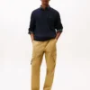 Camisola de gola redonda com malha trançada Camisola de gola redonda com malha trançada