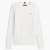 Camisola de gola redonda com malha trançada Camisola de gola redonda com malha trançada