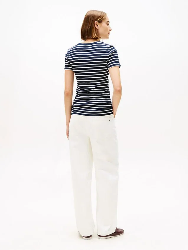 Camisola de gola redonda às riscas Favorite Camisola de gola redonda às riscas Favorite