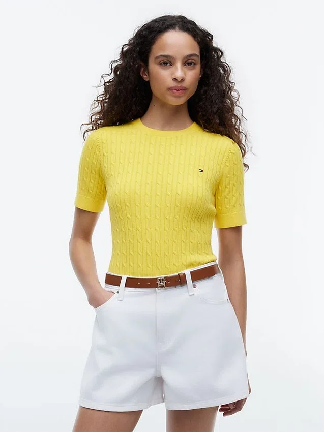 Camisola de malha com tranças de manga curta Camisola de malha com tranças de manga curta