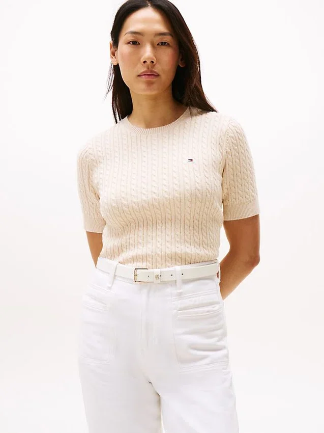 Camisola de malha com tranças de manga curta Camisola de malha com tranças de manga curta
