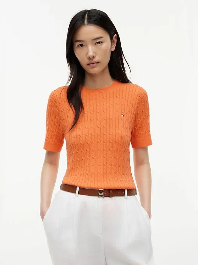 Camisola de malha com tranças de manga curta Camisola de malha com tranças de manga curta