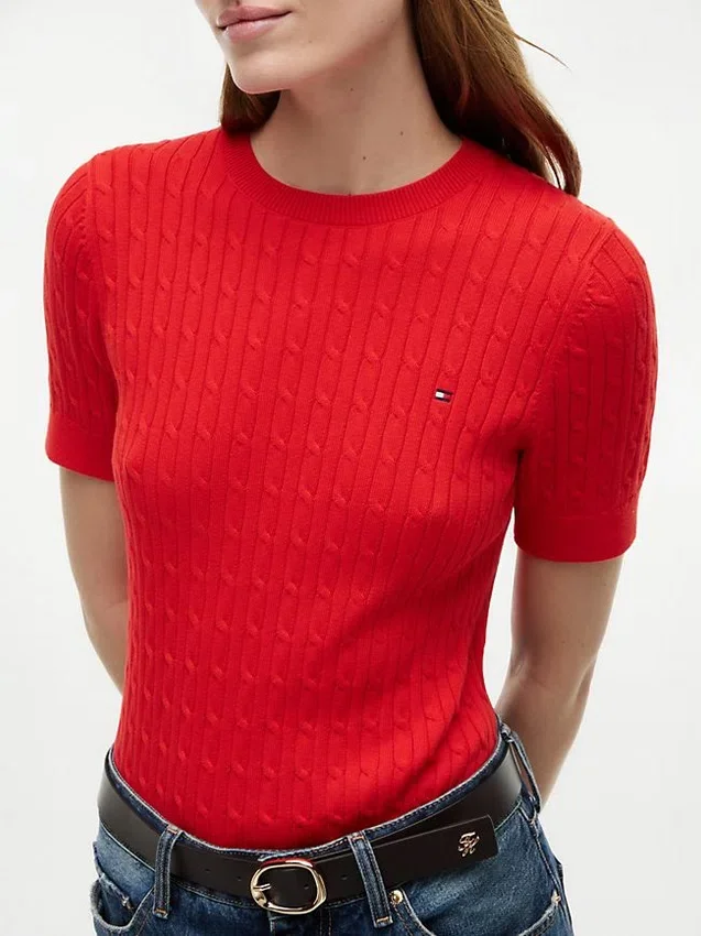 Camisola de malha com tranças de manga curta Camisola de malha com tranças de manga curta