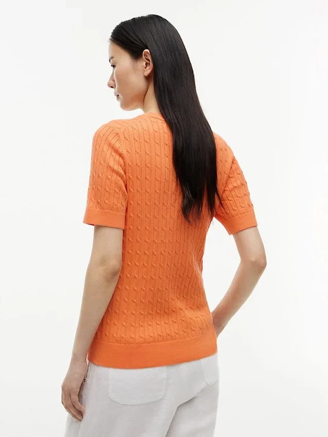 Camisola de malha com tranças de manga curta Camisola de malha com tranças de manga curta